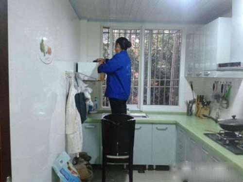 家庭保洁服务-专业保洁员上门服务-全面清洁-家庭卫生